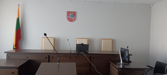 Teismas sustabdė UAB „Gargždų geležinkeliai“ bylos nagrinėjimą dėl 62 mln. eurų turtinės žalos