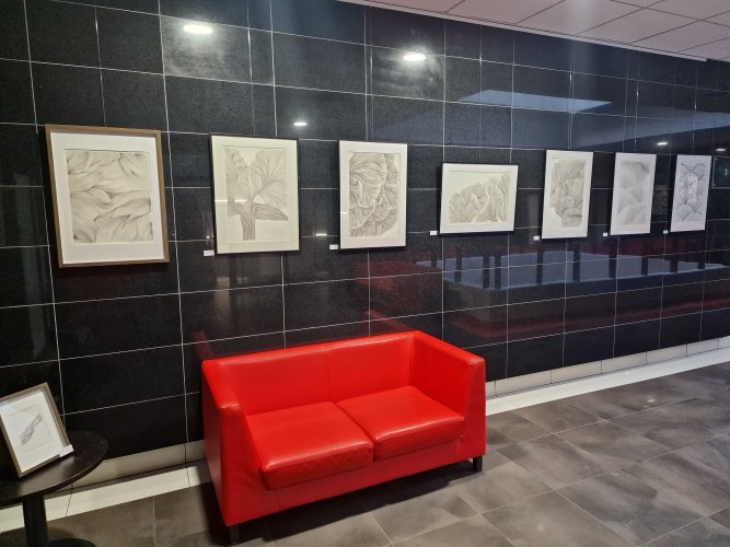Regionų administracinio teismo Kauno rūmuose atidaryta menininkės Kristinos Žulkienės grafikos darbų paroda