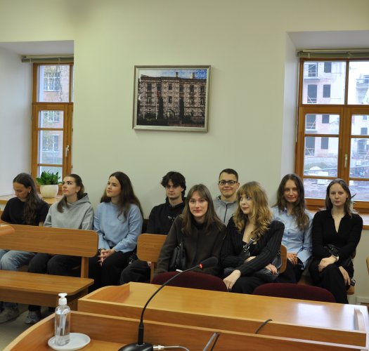 Vilniaus universiteto studentai lankėsi Regionų administracinio teismo Vilniaus rūmuose
